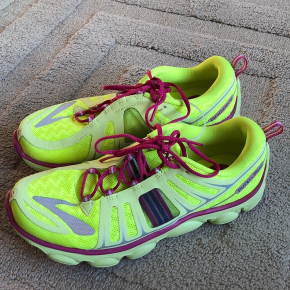 brooks pureflow 2 womens yellow